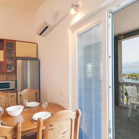 Apartman 1 Bedroom Gorgeous In Supetar-splitska *